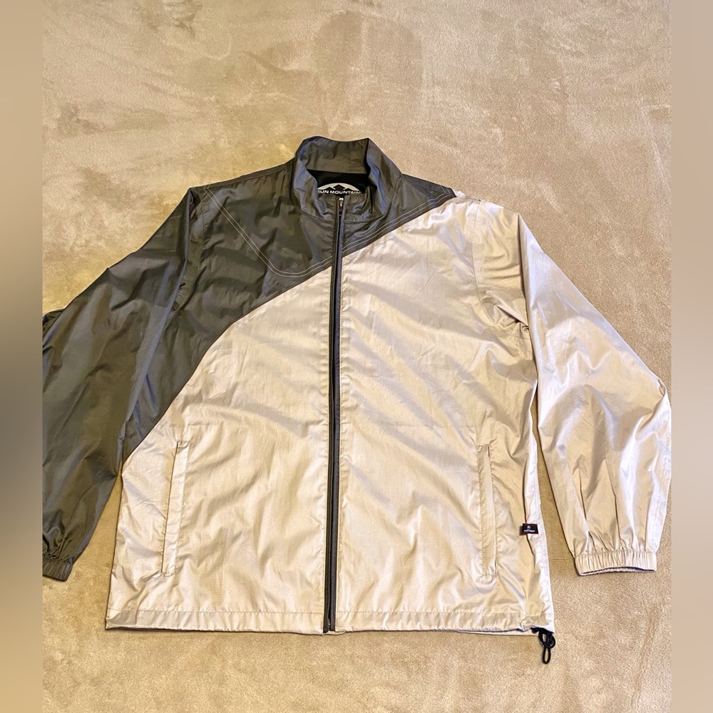 Sun Mountain Golf Jacket Size Large White and Gray Sporty Waterproof